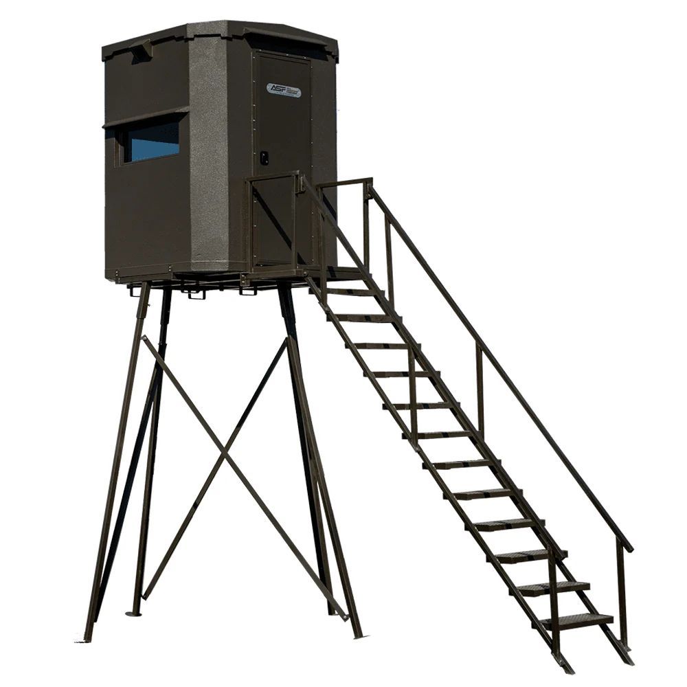 All Season Feeders Little Chingon Stand on 10 FT Stand (200423)