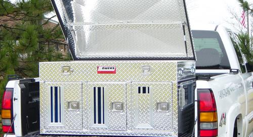 Owens Hunter Series Triple Compartment Dog Box w/Top Storage 55058, Standard Vents, Extra Vent in back, 48"W x 36"D x 26"H