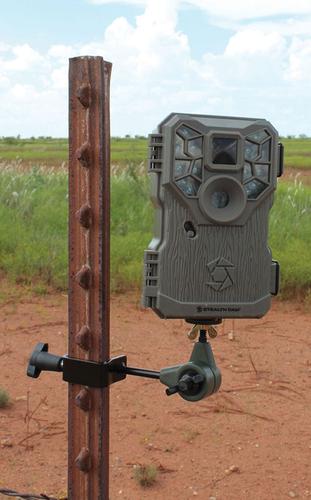 HME T-Post Game Camera Mount, Black (TPCH)